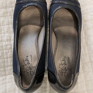 LIFESTRIDE Comfort Pumps